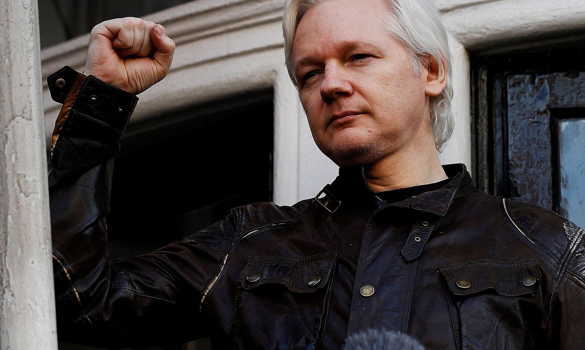 Assange